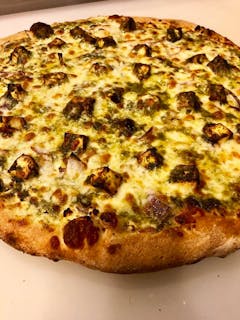 14" Palak Paneer Pizza (Veg)