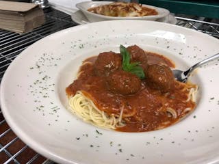 Spaghetti & Meatballs