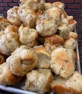 Garlic Knots with Sauce