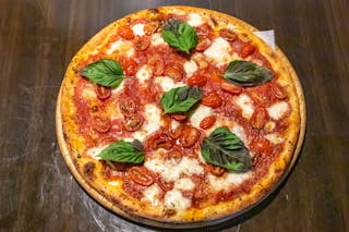 Classic Margherita Pizza