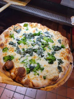 White Traditional Pizza