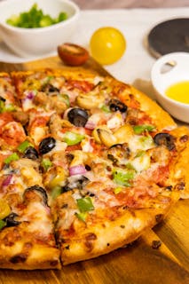 Milano's Supreme Pizza