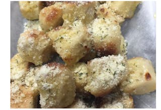 Garlic Rolls with Marinara
