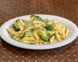 Pasta with Broccoli, Garlic & Oil