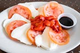 Mozzarella, Tomato & Roasted Peppers Salad 