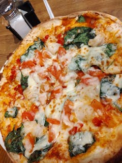 Ganbari Pizza