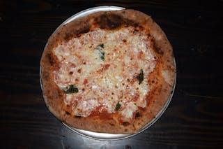 Classic Margherita Pizza
