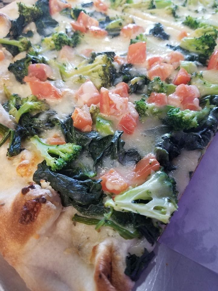 Marcello's White Pizza