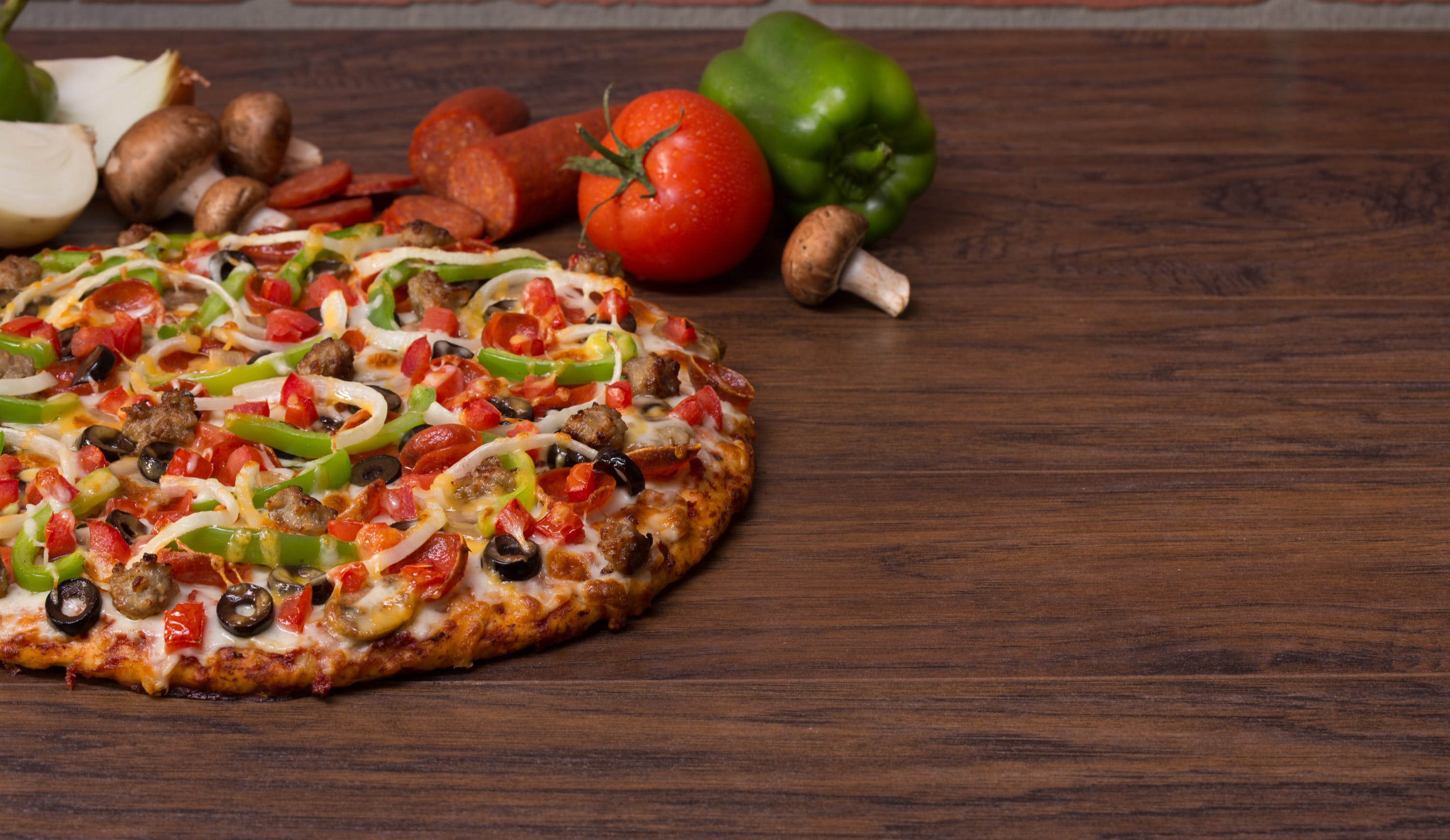 Order McKinley Pizza - Small 10'' food online from Mountain Mikes Pizza store, Meadow Vista on bringmethat.com