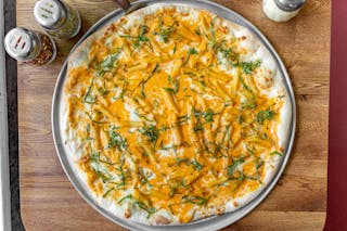 Vodka Rigatoni Pizza
