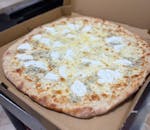 Quattro Formaggi Pizza