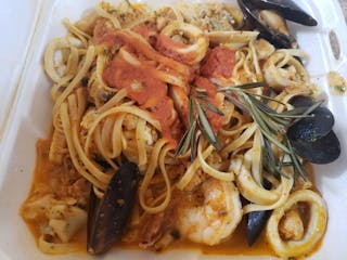 Linguini con Frutti di Mare