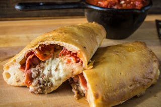 Romana Calzone