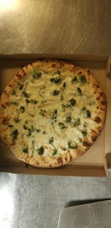 Chicken Broccoli Pizza