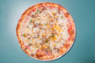 Deluxe Pizza