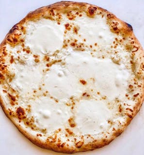 Quattro Formaggi Pizza