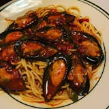 Mussels garlic Tomato Pasta