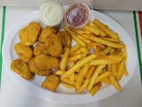 Chicken nuggets with fríes