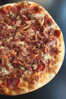 Slaughterhouse Five Pizza