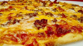 Bacon Cheeseburger Pizza