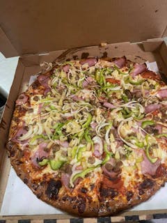 Deluxe Pizza