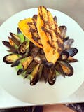 Thai Curry Pei Mussels