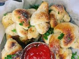 Garlic Knots