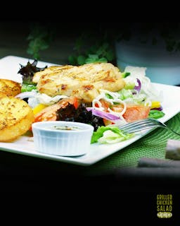 Grilled Chicken Salad