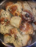 (12) Garlic Knots