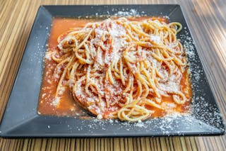Pasta with Tomato Sauce