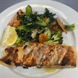 Grilled Salmon with Lemon