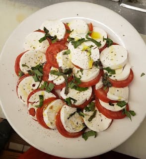 Fresh Mozzarella & Tomato Salad