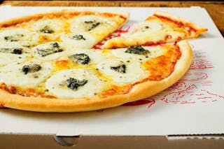 3-Formaggi Cheese Pizza (White Pizza)