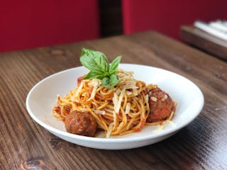 Spaghetti with meatballs