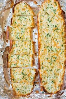 Garlic Bread with Mozzarella