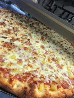 Hawaiian Pizza