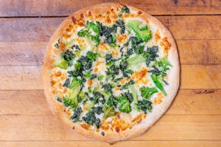 White Chicken & Broccoli Pizza