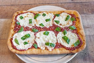 Margherita Flatbread Pizza