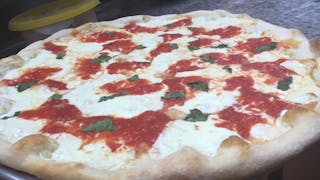 Fresh Mozzarella Pizza