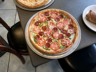 Mama's Special Pizza