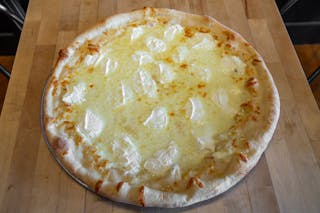 White Neapolitan Pizza