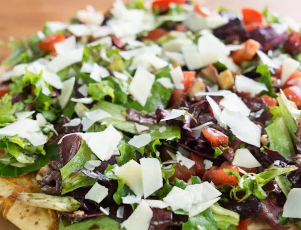 Salad Pizza