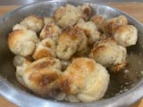 Garlic Knots with Sauce