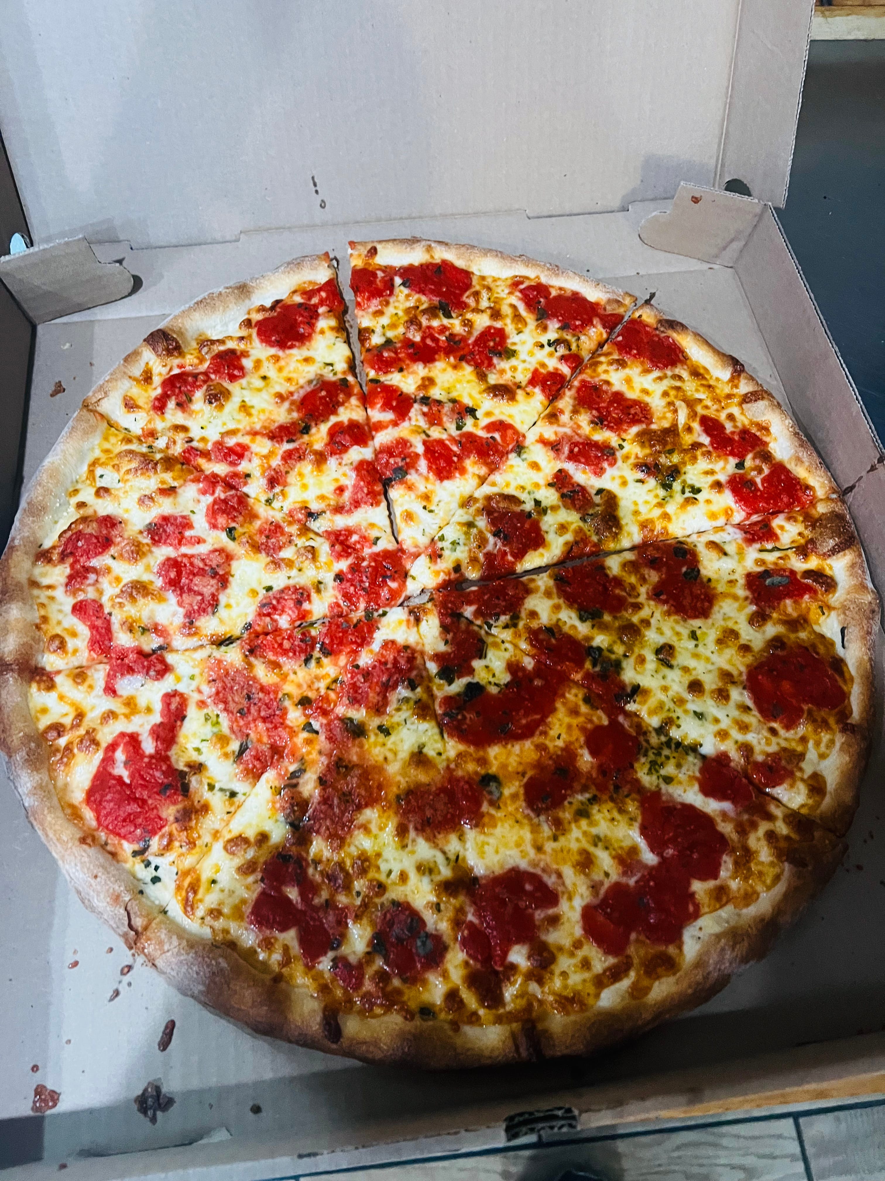 Signature Pizza