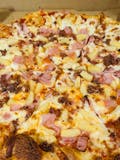 Aloha Hawaiian Pizza