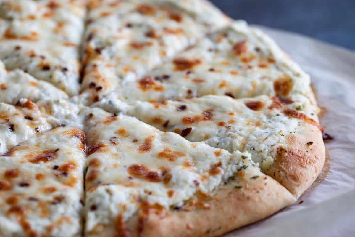 White Cheese Pizza
