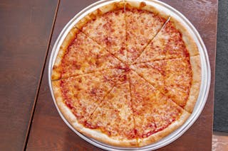 Cheese & Tomato Pizza