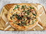 Spinach & Chicken Pizza