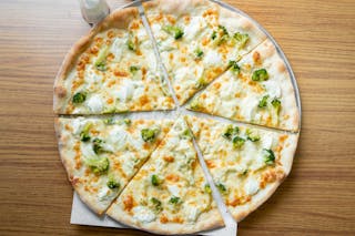 White Pizza with Broccoli