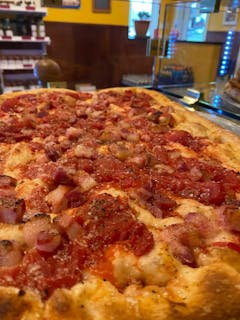 Capricciosa Pizza